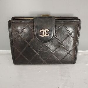 Chanel Black Quilted Leather Wallet